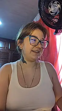 HunnyyLove webcam
