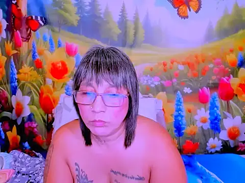 indianroxy webcam