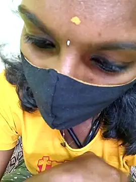 Webcam Model (Honey_rosetamil)  is live.Free join now!