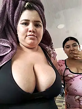 Sara_y_Amy webcam