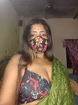 Love143A Stripchat cam model