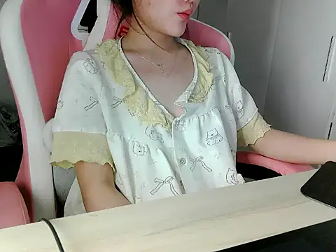 lucienguyen webcam