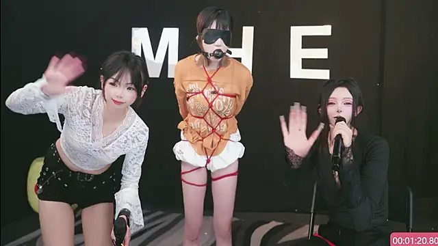 美女MHe-002在线直播