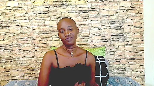 EbonyOlive69 webcam