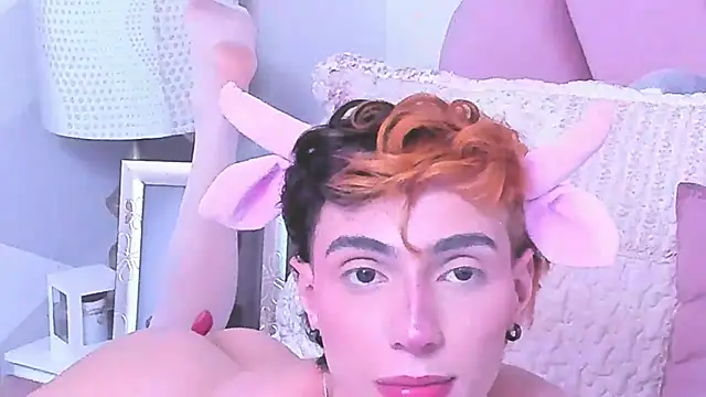 KylieMonnett webcam