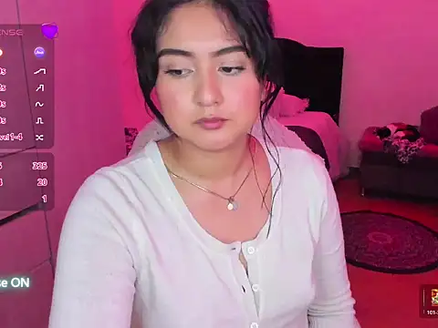 ViolettaKai webcam