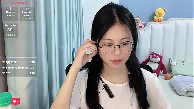 美女Luna-666在线直播