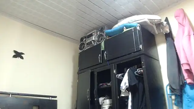 adrixxx38 webcam
