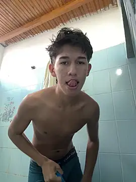 dave_eliot (M twink) - jerk-off and fingers anal x 10 min