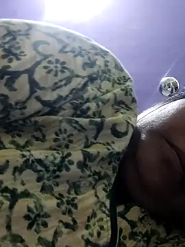 yamini1431 webcam