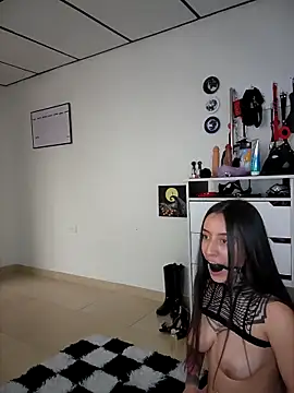 SAMANTHA_DM webcam