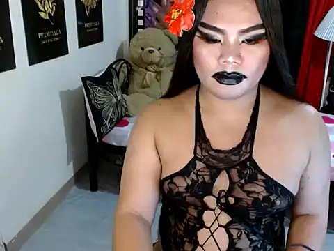 TSbrianaHugeCock webcam