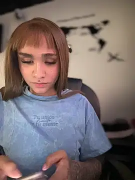 Preview of isabella-teen