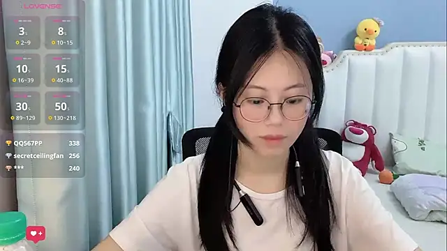 美女Luna-666在线直播