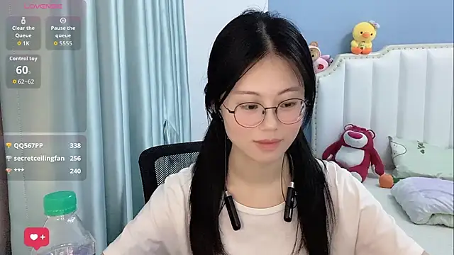 美女Luna-666在线直播