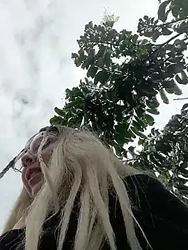 madelaine- webcam