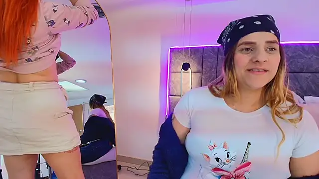 Dakota_Megan_69 webcam