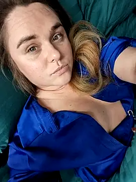 Juicy_PeachLux webcam