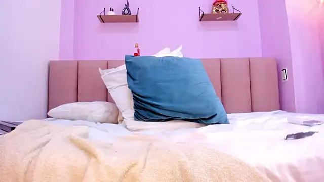 sam_doll_ webcam