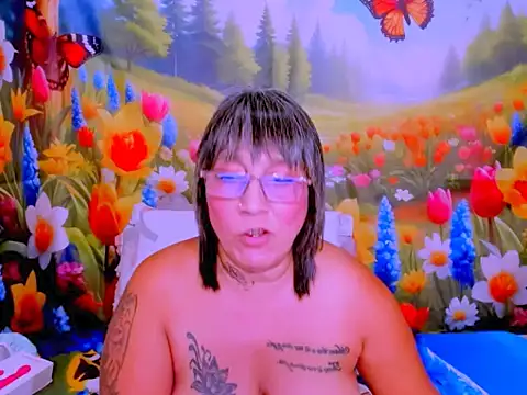 indianroxy webcam