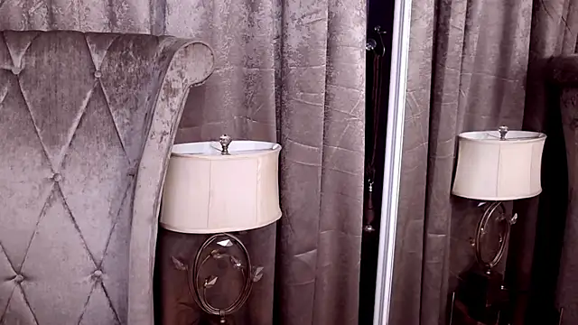 BustyGizelle webcam