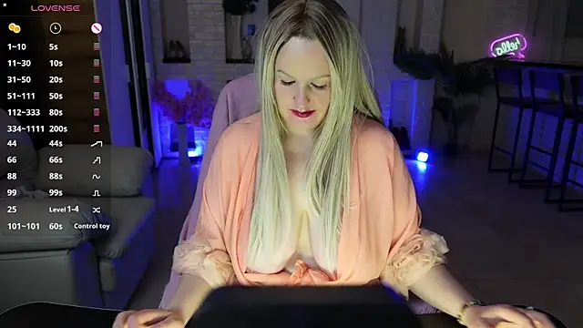 MariemLui webcam