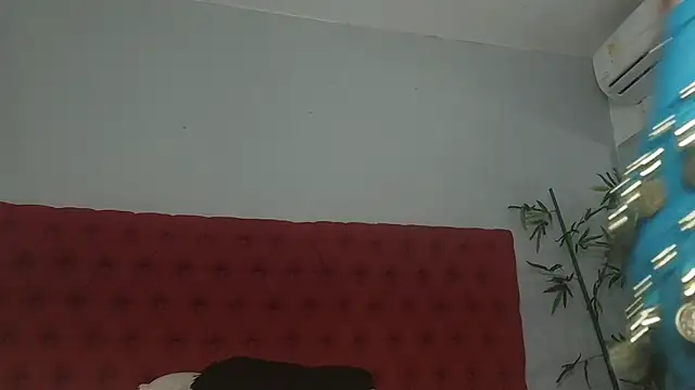 alix_rada webcam
