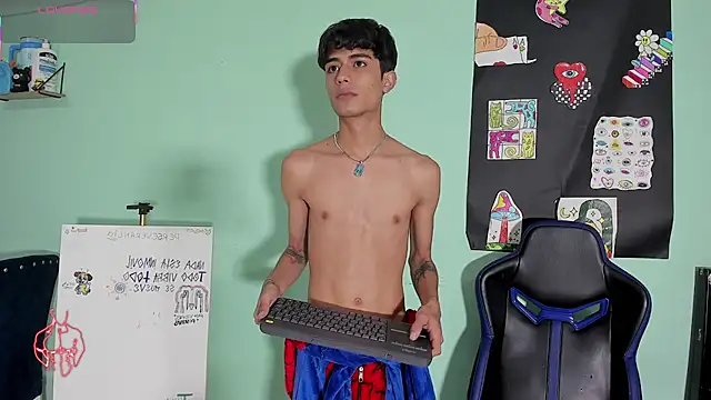 Preview of tylerhhot2005