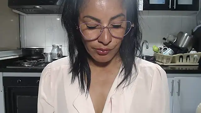kateleyagrey webcam