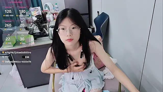 美女xlin-baby在线直播