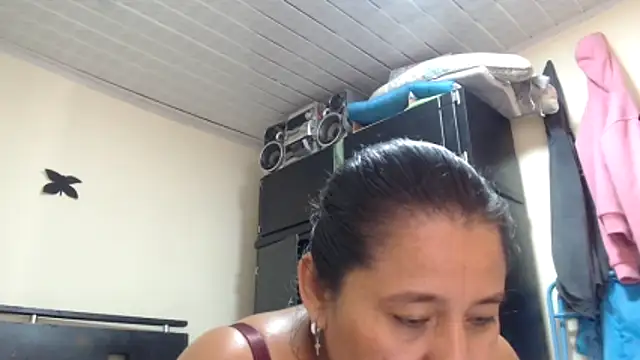 adrixxx38 webcam