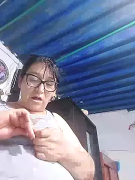 clarita_01 webcam