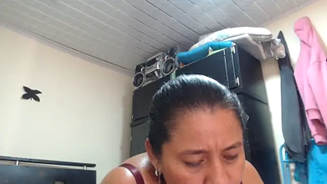 adrixxx38 webcam