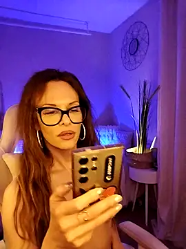 Modèle: Luna_Kitanna