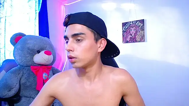 OwenBluee webcam