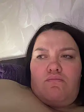 SunnyLeila2101 webcam