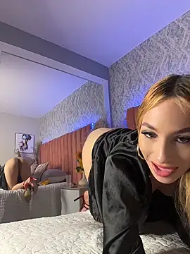 chiarabonds webcam