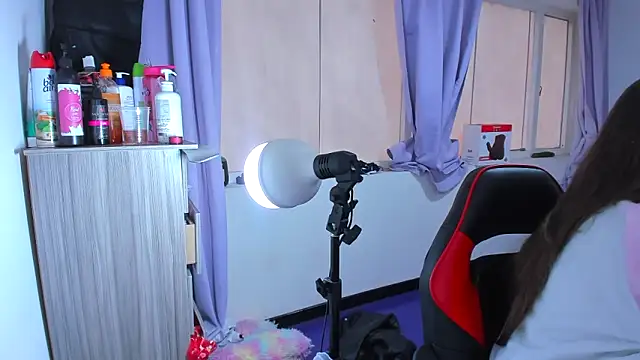 Luna_Analya webcam
