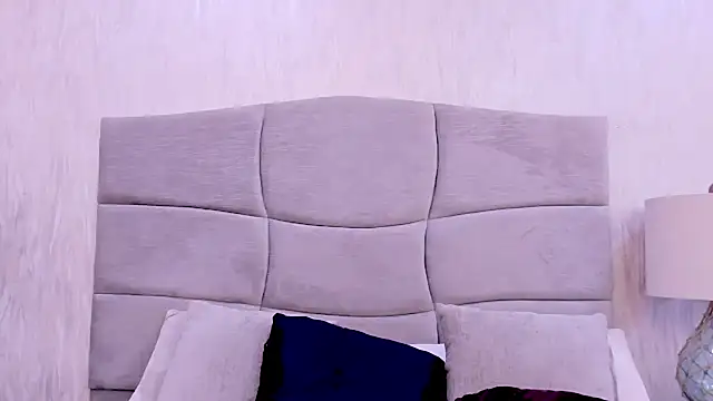 CynthiaMore webcam