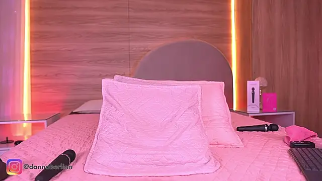 danna_berlin_ webcam