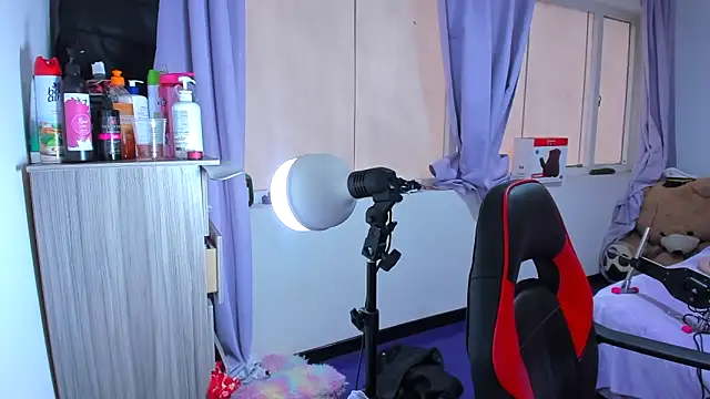 Luna_Analya webcam