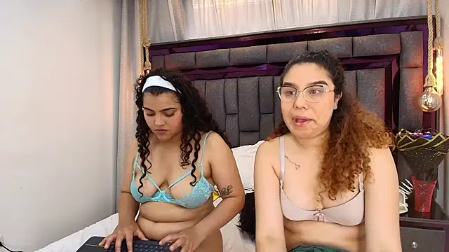 AllisonAdams_ webcam