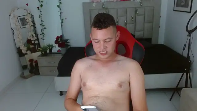 sven_fox723 webcam