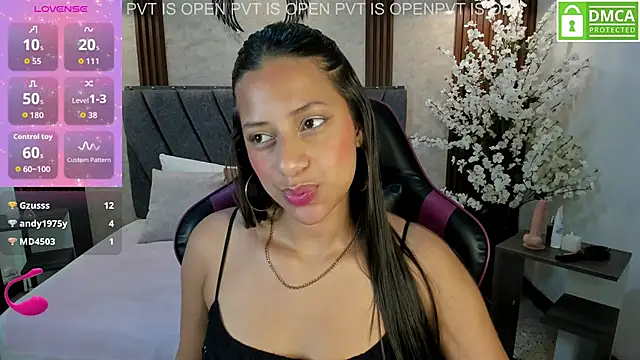 Atiena_ webcam