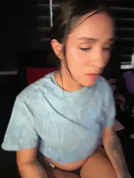 Isabella-Teen webcam