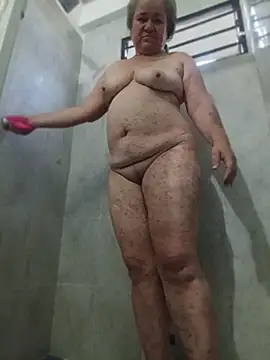 CheekySnowQueen_69 webcam