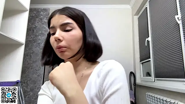 MarylnMonnier webcam