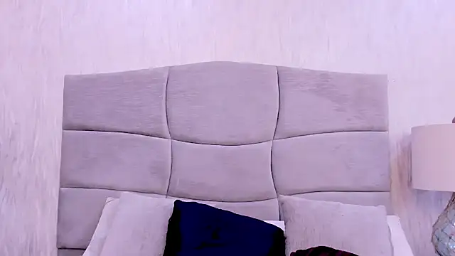 CynthiaMore webcam