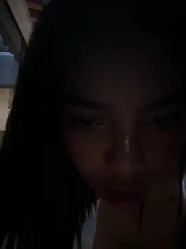 KellyOlsenbe webcam