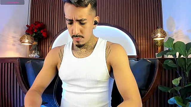 Donovan_Desmond webcam